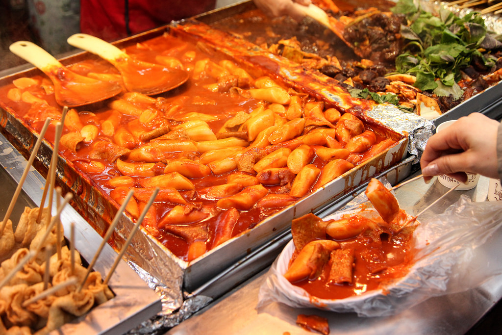 Ăn uống gì khi tham dự hội chợ Kimes Hàn Quốc
