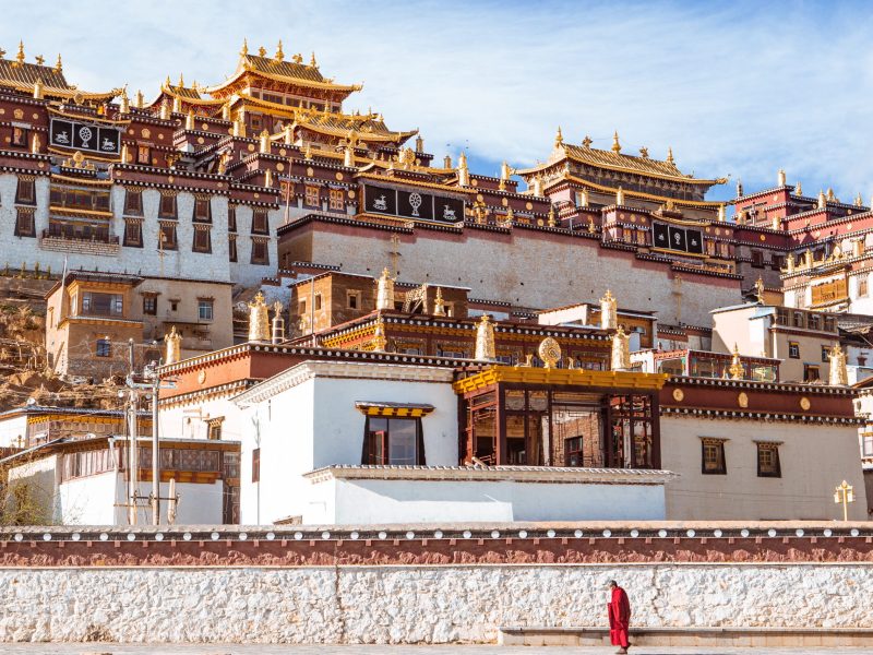 Panorama view of Ganden Sumtseling Monastery, he largest Tibetan monastery in Shangri-La, Yunnan, China.