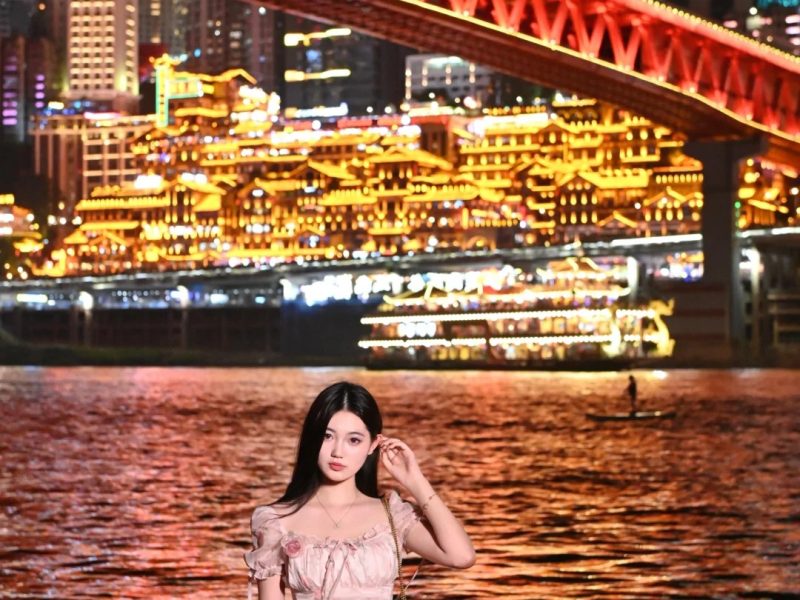 洪崖洞拍照_1_笨笨如._来自小红书网页版